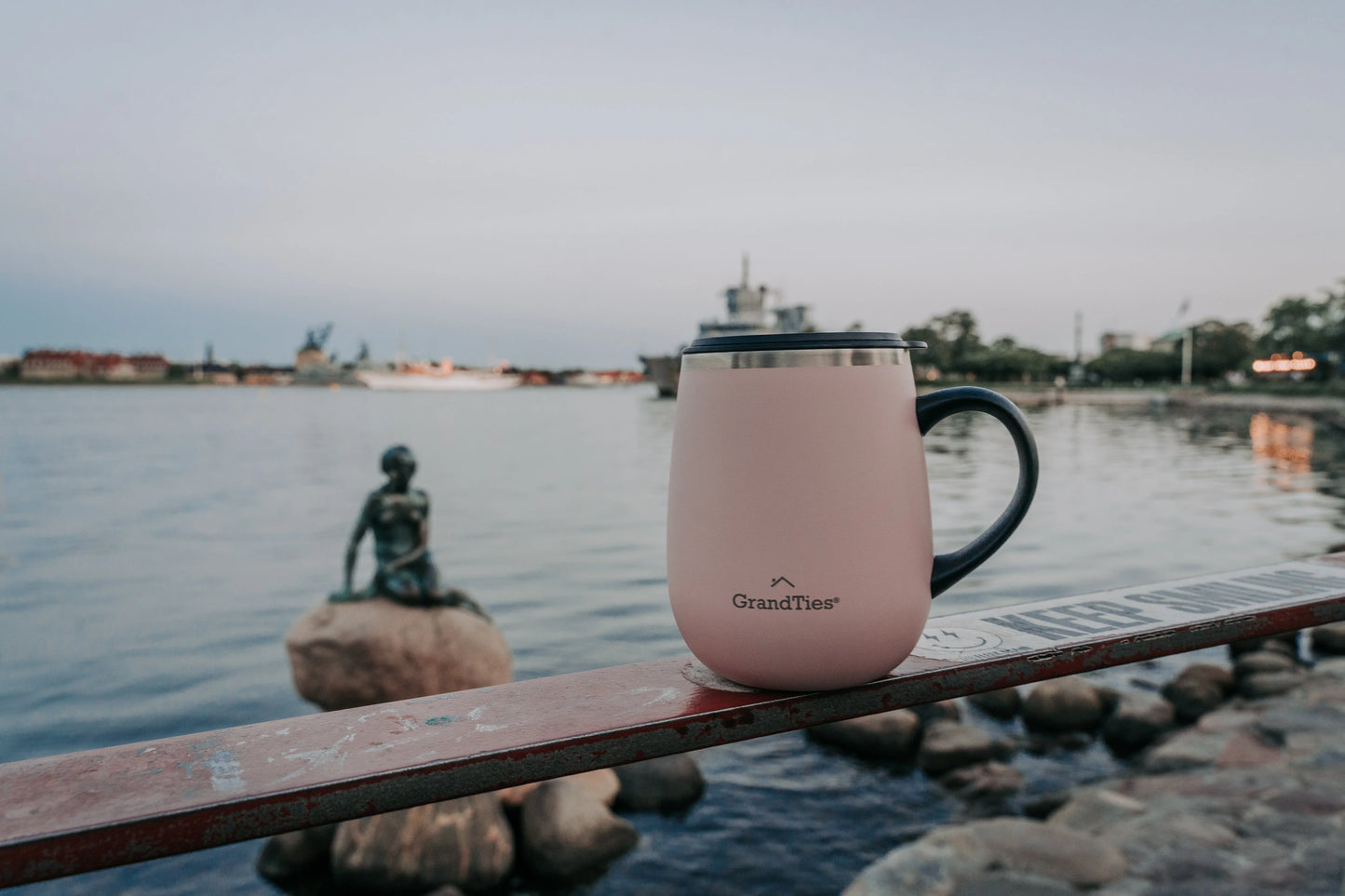 One mug. Every sip. Every season.