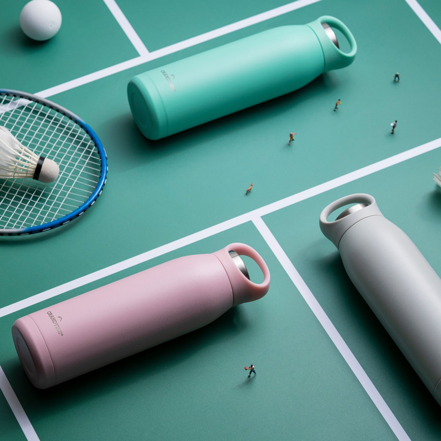 Insulated Bottle with Ergonomic Handle 24oz/700ml - GrandTies